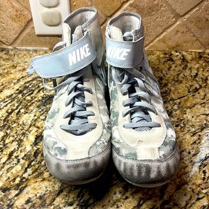 Nike wrestling shoes